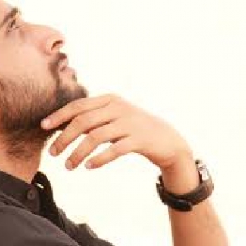 ES SEXI Y BONITA, PERO EN LA CAMA ES COMO UN PALO