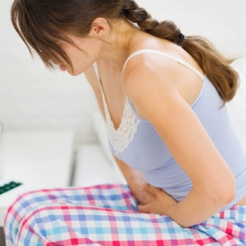 LEÍ EN UN PERIÓDICO ESPAÑOL QUE EL LIMÓN ÁCIDO CORTA LA REGLA