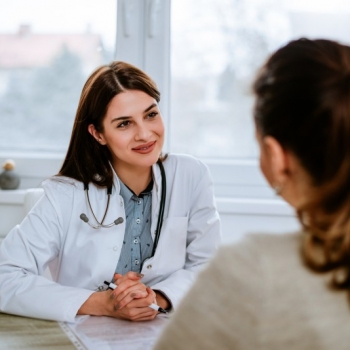 ME DUELEN LOS SENOS TODO EL MES