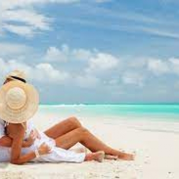 SE PUSO UN VESTIDO DE BAÑO AJENO Y LE EMPEZÓ UNA INFECCIÓN